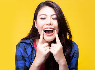 Dental Crowns and Oral Health: the Role of Crowns in Preserving Your Teeth