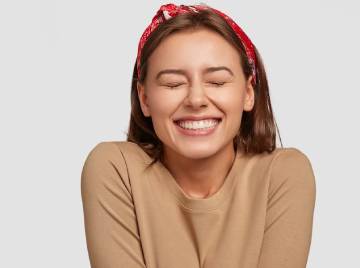 When to See a Dentist for Dental Crowns: Everything You Need to Know